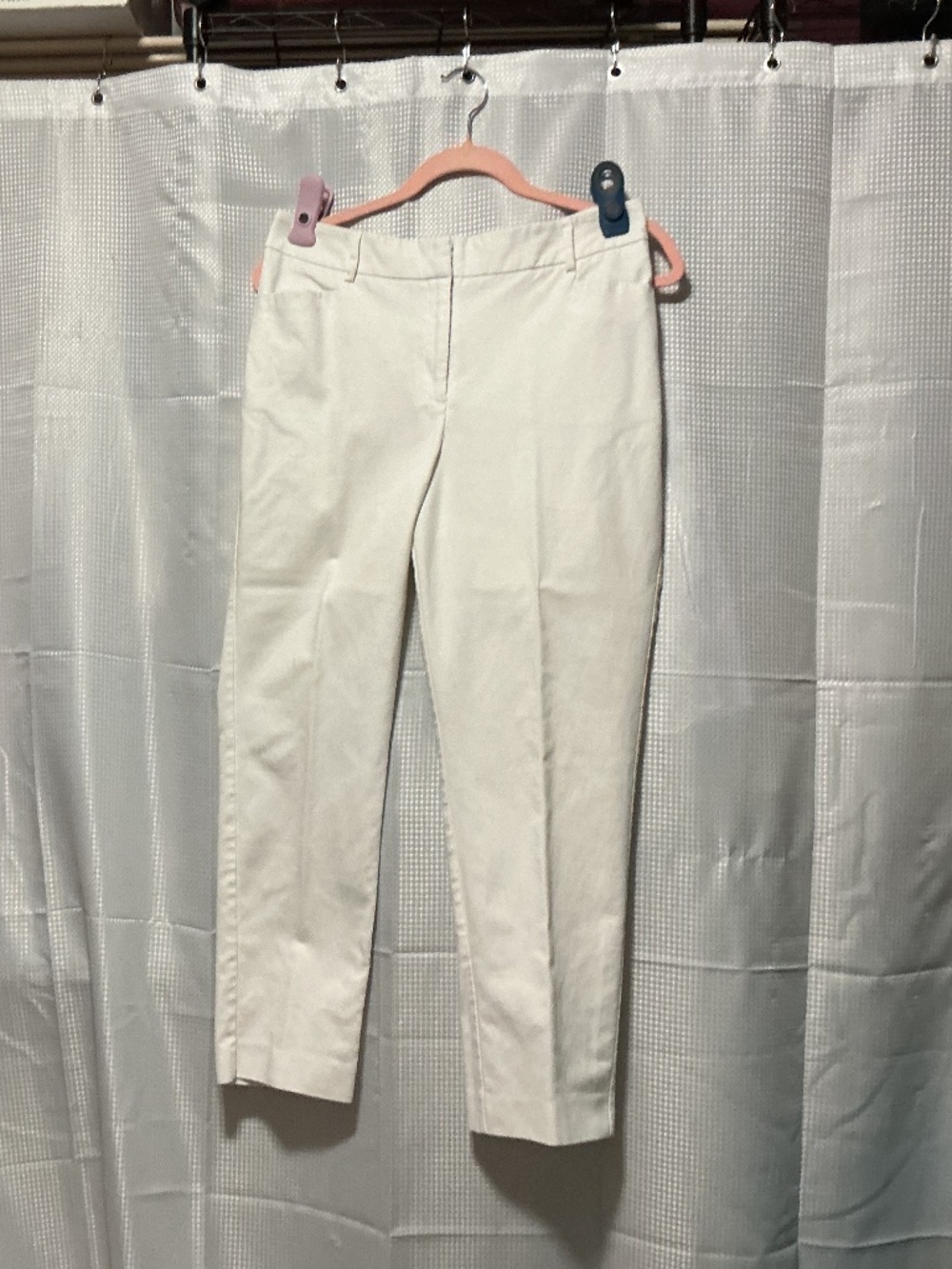 Women’s white pants